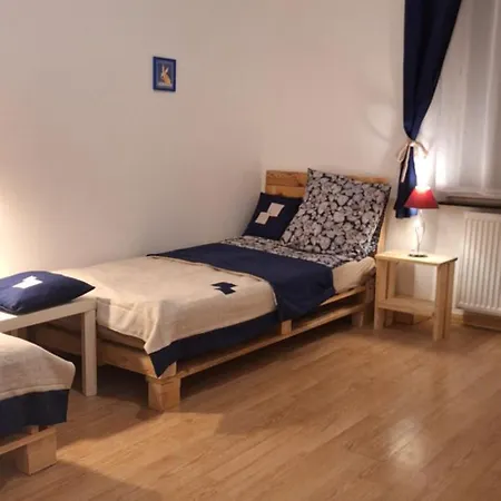 Charming In * La Redorte