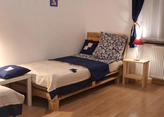 Charming In * La Redorte