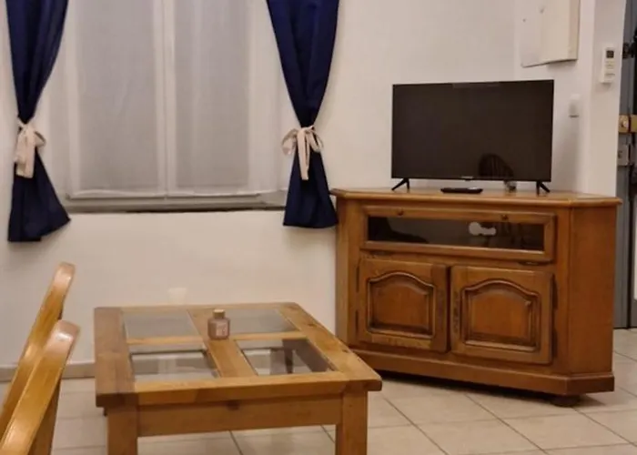 Apartment Charming In *